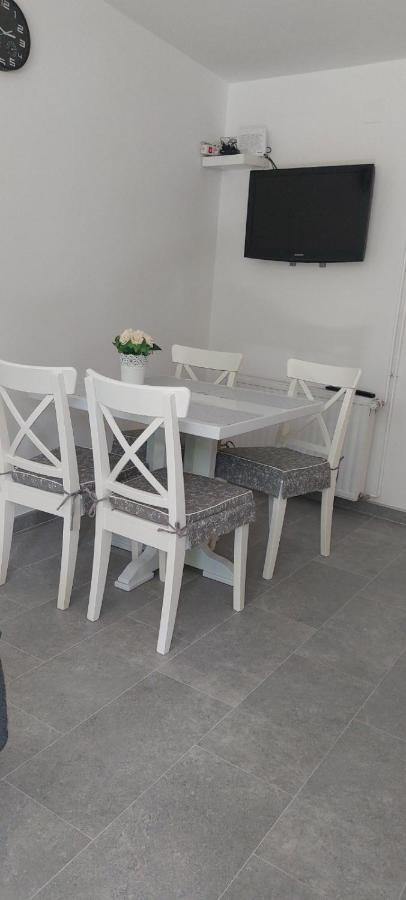 Apartman Bloom Osijek Exterior foto